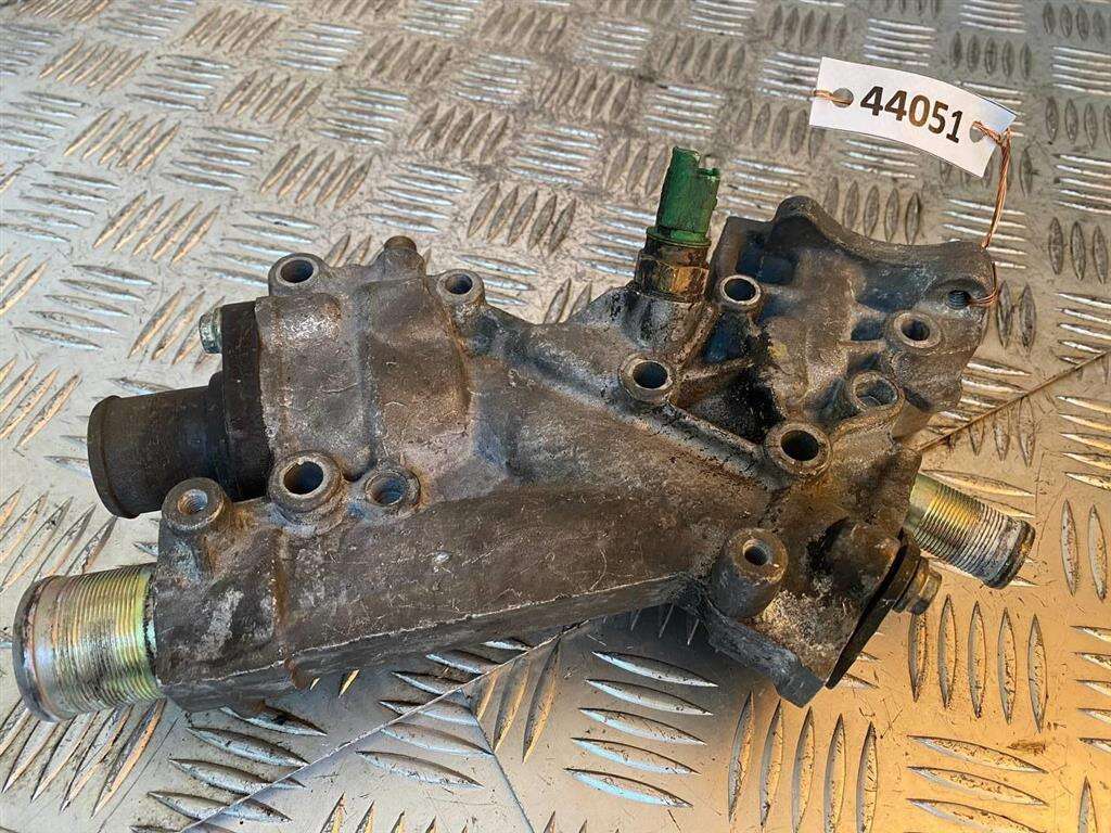 Корпус термостата к Citroen C5 2002