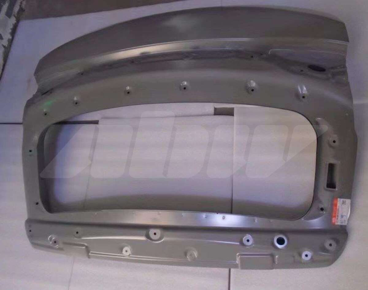 Крышка багажника к BYD E2 2023