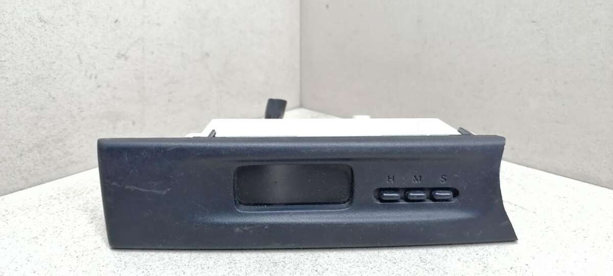Часы к Suzuki Baleno 1998