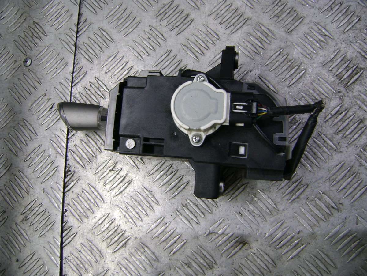 Кулиса к Toyota Prius 2005