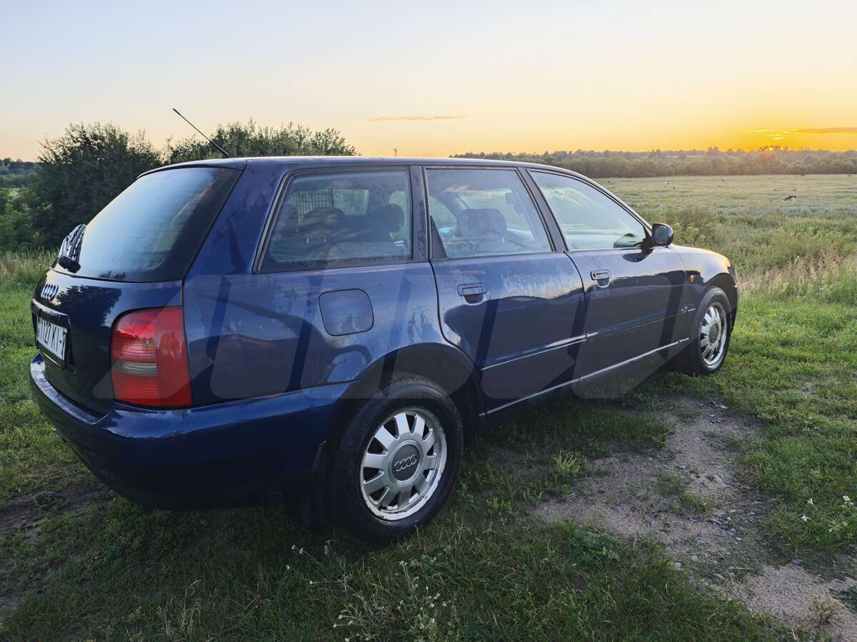 Audi A4 I (B5), 1998