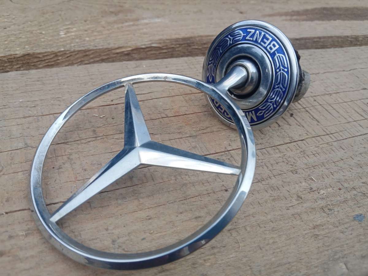 Эмблема к Mercedes-Benz C-klasse 2002