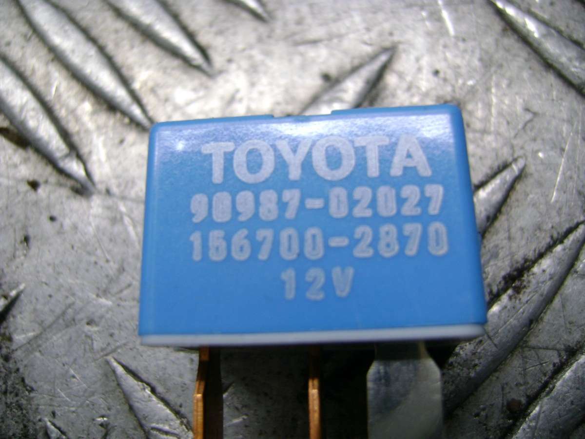 Реле (прочие) к Toyota Prius 2005