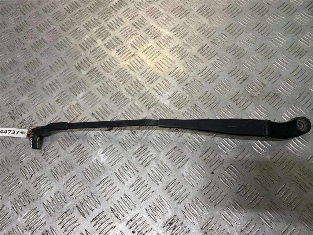 Щеткодержатель к Volkswagen Touareg 2008
