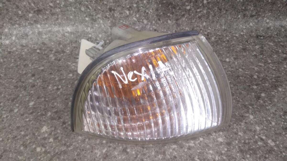 Поворотник правый к Daewoo Nexia 1997