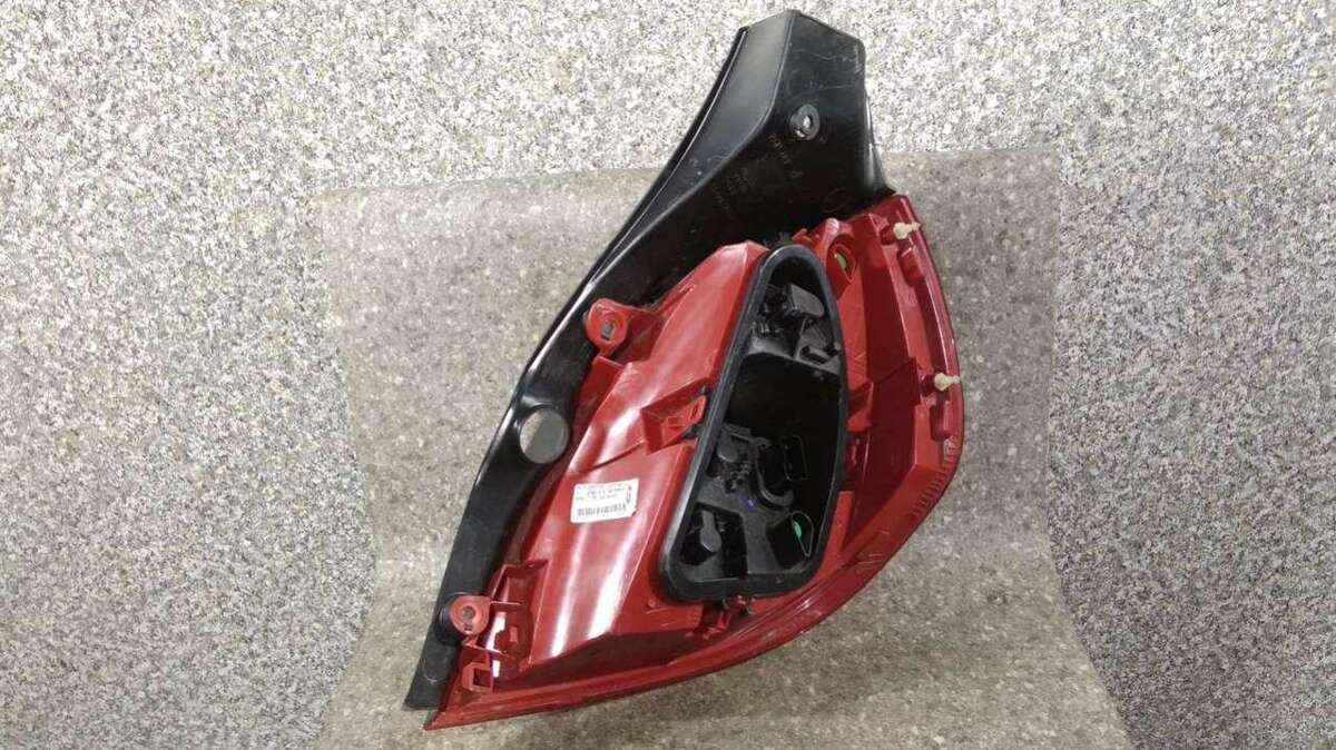 Фонарь задний левый к Renault Clio 2007