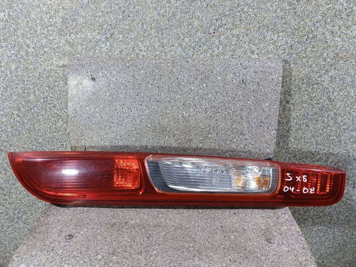 Фонарь задний правый к Ford Focus 2006