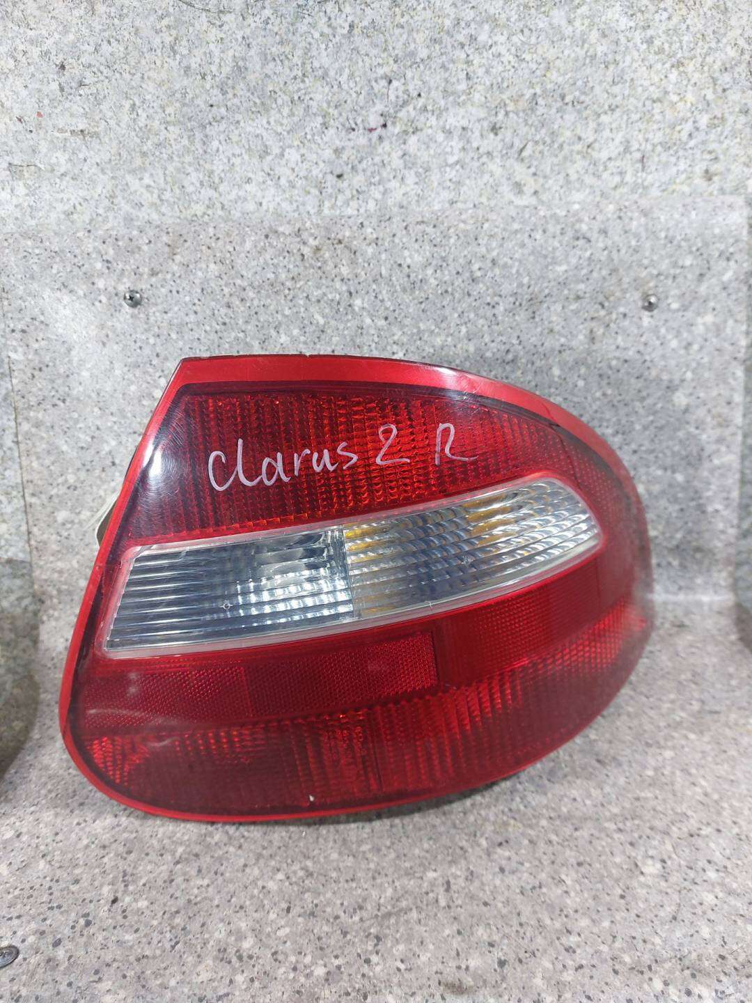 Фонарь задний правый к Kia Clarus 2000