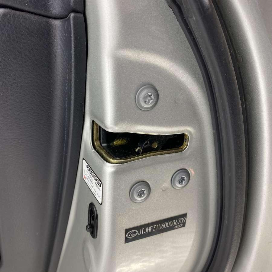 Замок двери задней левой к Lexus SRX 2006