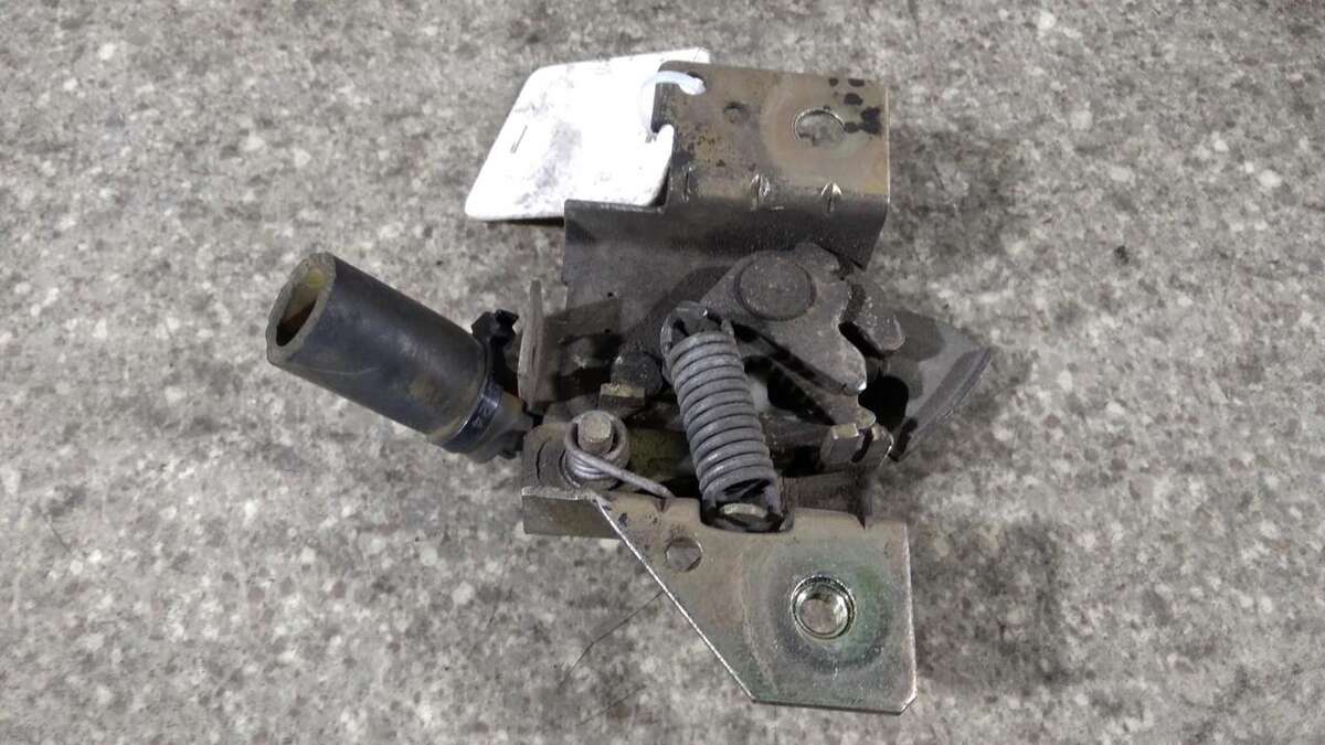 Замок капота к Ford Fusion 2006