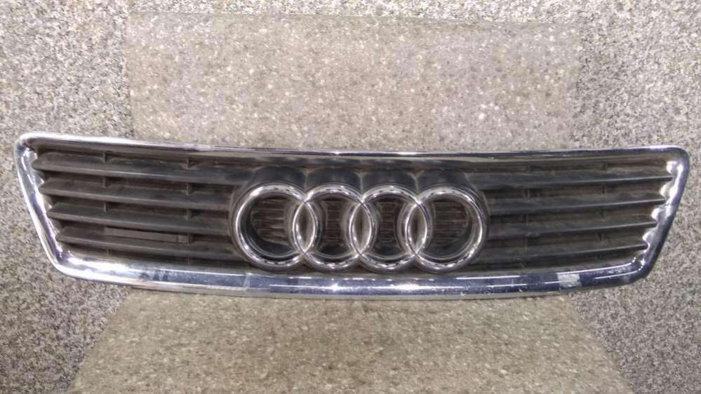 Решетка радиатора к Audi A6 2003