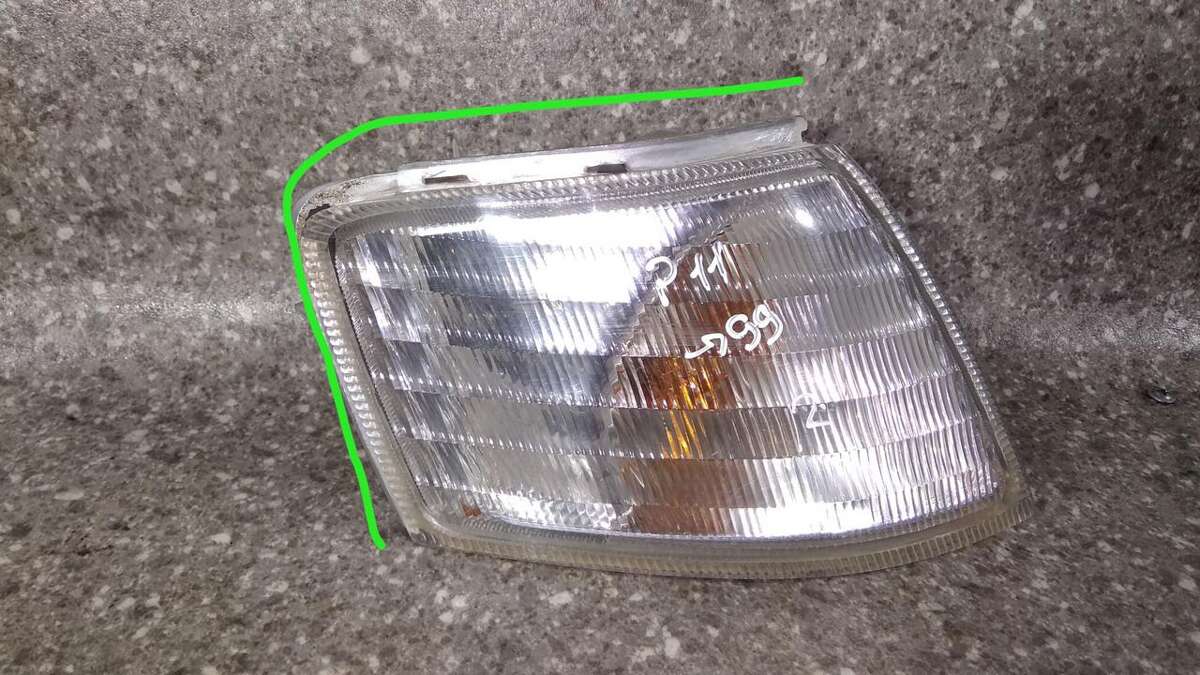 Поворотник правый к Nissan Primera 1998