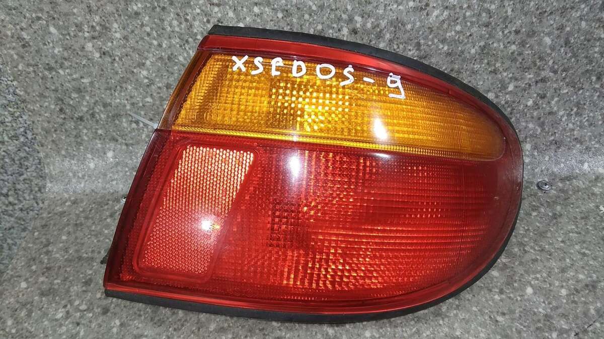 Фонарь задний правый к Mazda Xedos 9 1996