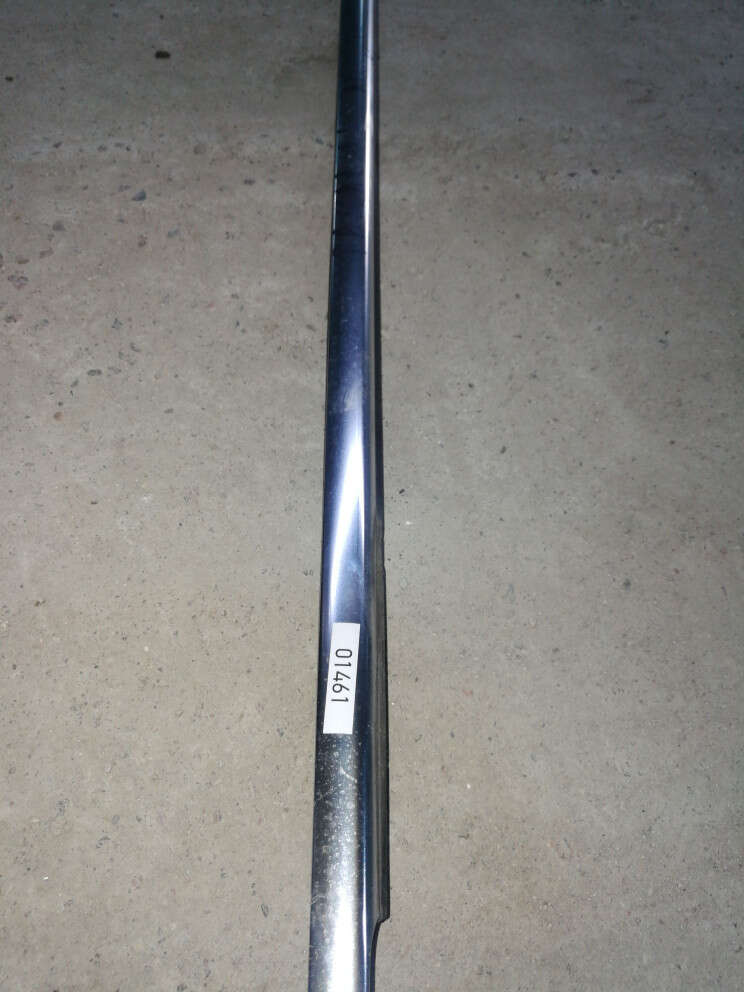 Молдинг стекла двери наружный к Volkswagen Passat 2008