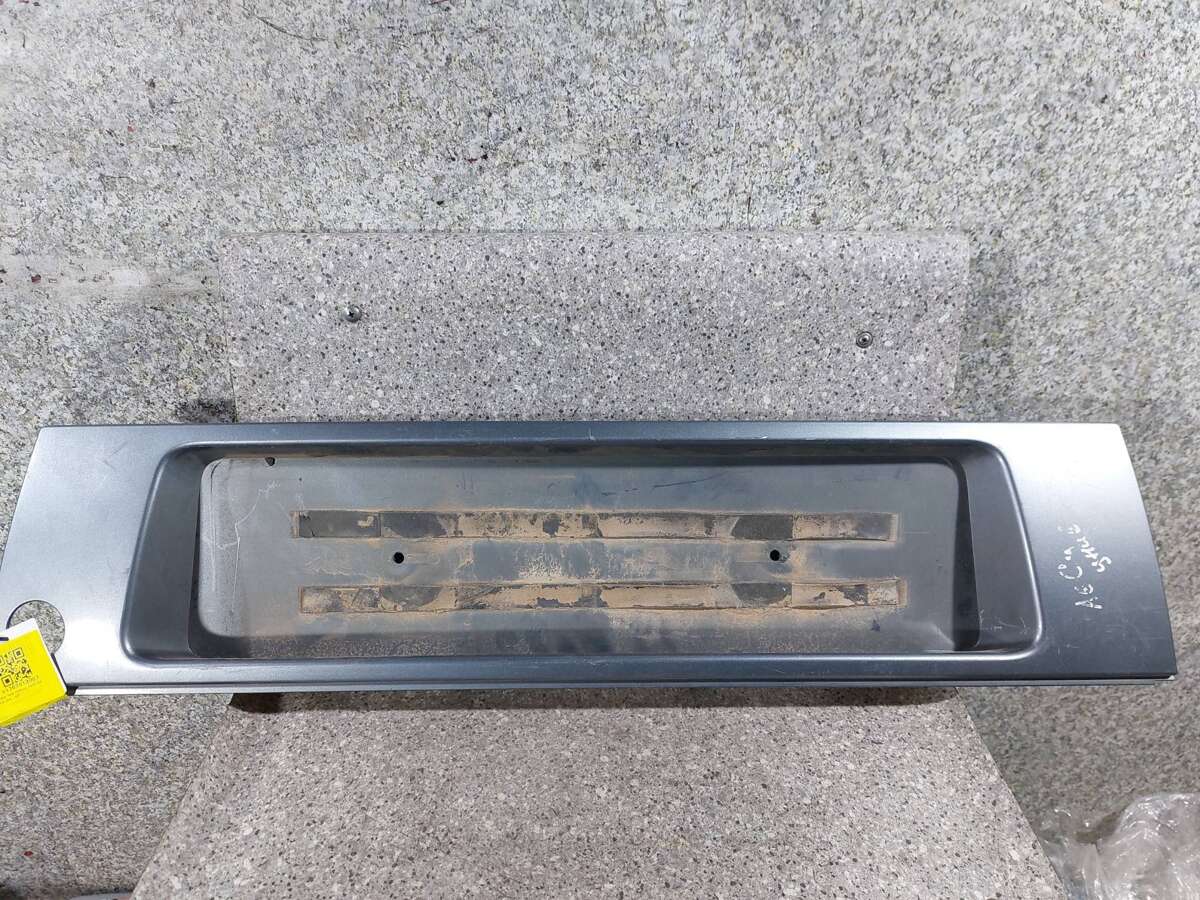 Бленда к Audi A6 1996
