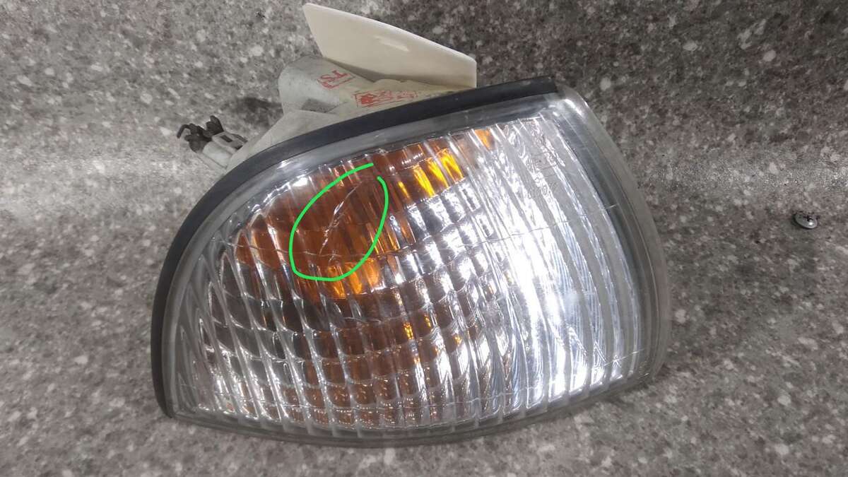 Поворотник правый к Daewoo Nexia 1997