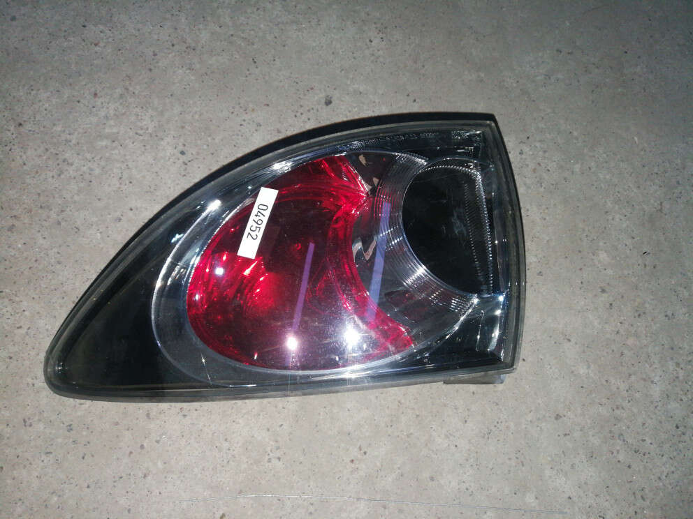 Фонарь задний правый к Mazda 6 2002