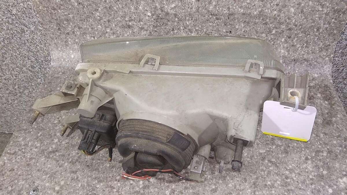 Фара левая к Suzuki Swift 2001