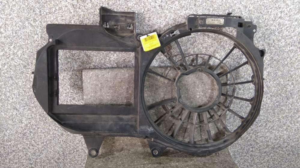 Диффузор вентилятора к Audi A4 2002