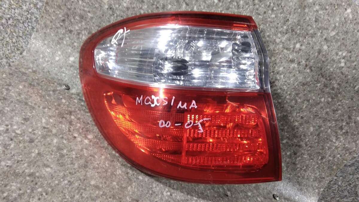 Фонарь задний левый к Nissan Maxima 2002