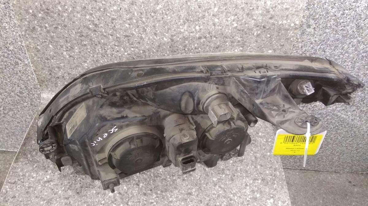 Фара правая к Renault Scenic 2001
