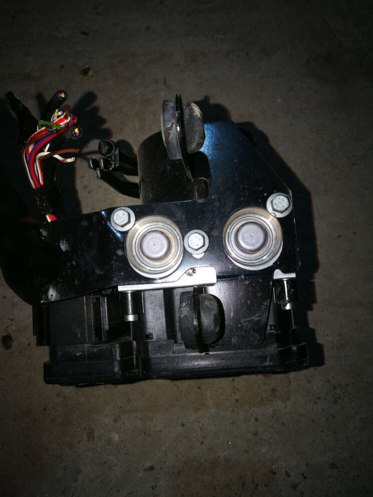 Блок ABS к Ford Kuga 2015