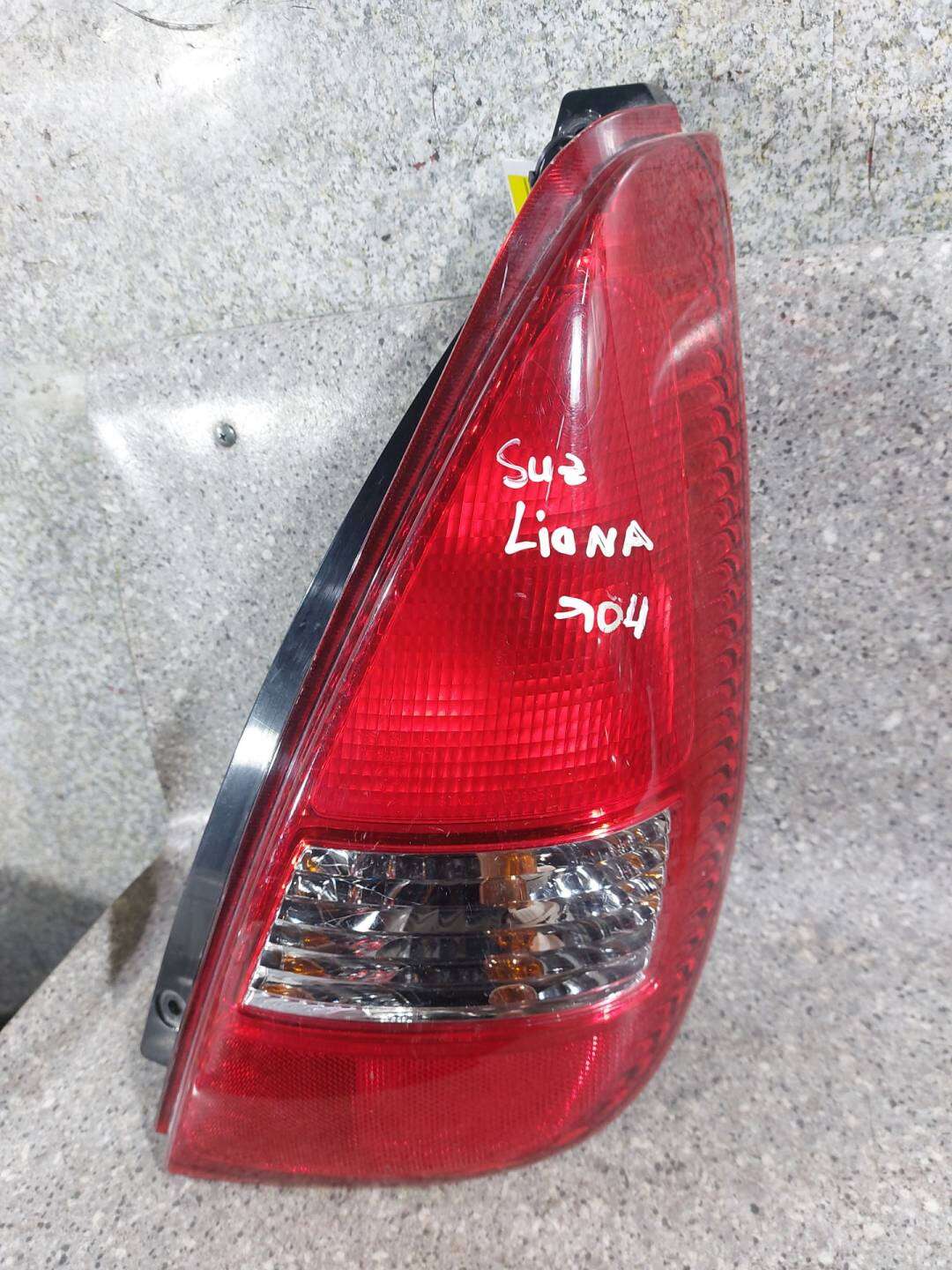 Фонарь задний правый к Suzuki Liana 2003