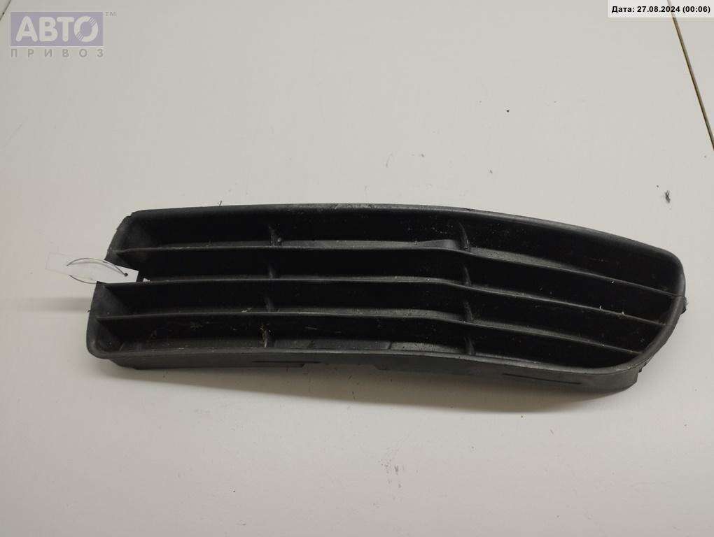 Решетка бампера к Audi A4 1996