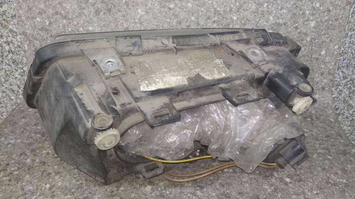 Фара правая к Audi A3 1998