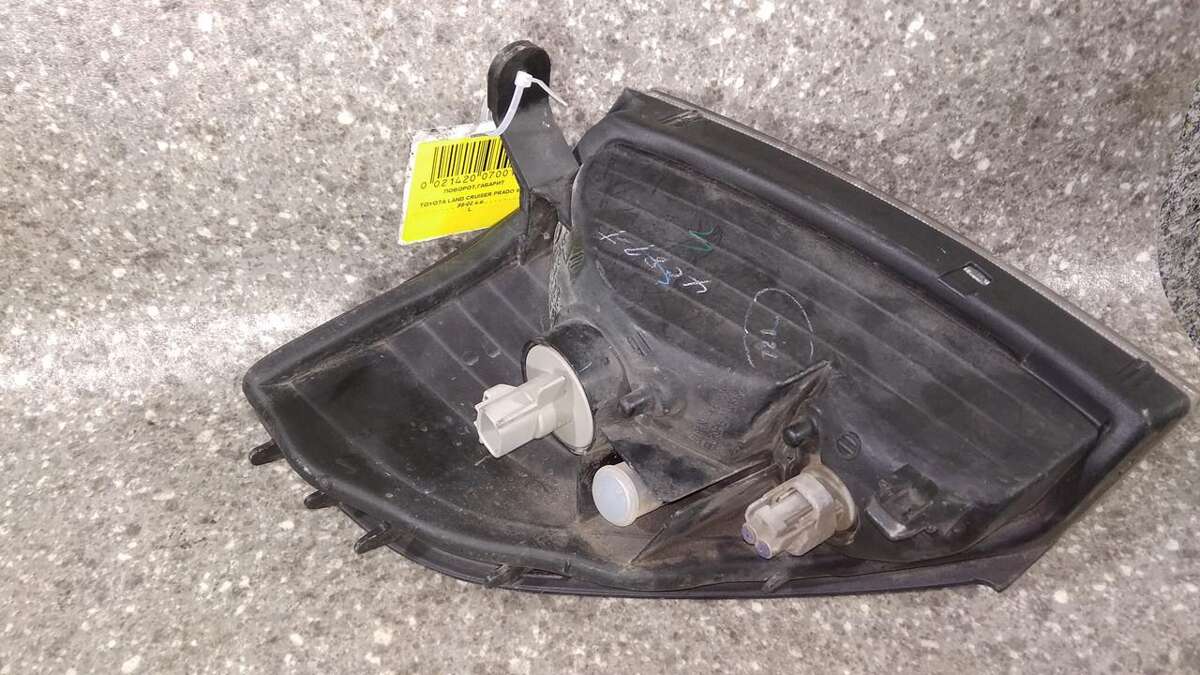 Поворотник левый к Toyota Land Cruiser 2001