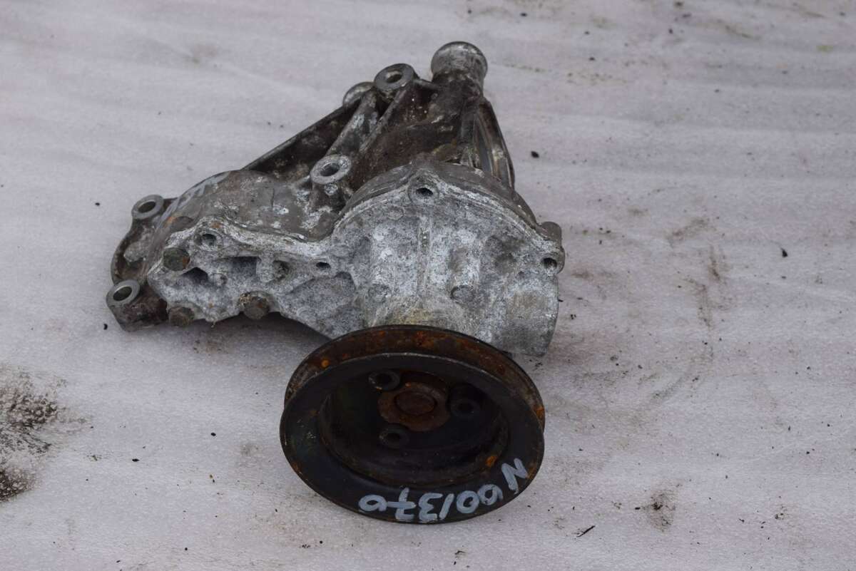 Помпа к Volkswagen Golf 1995