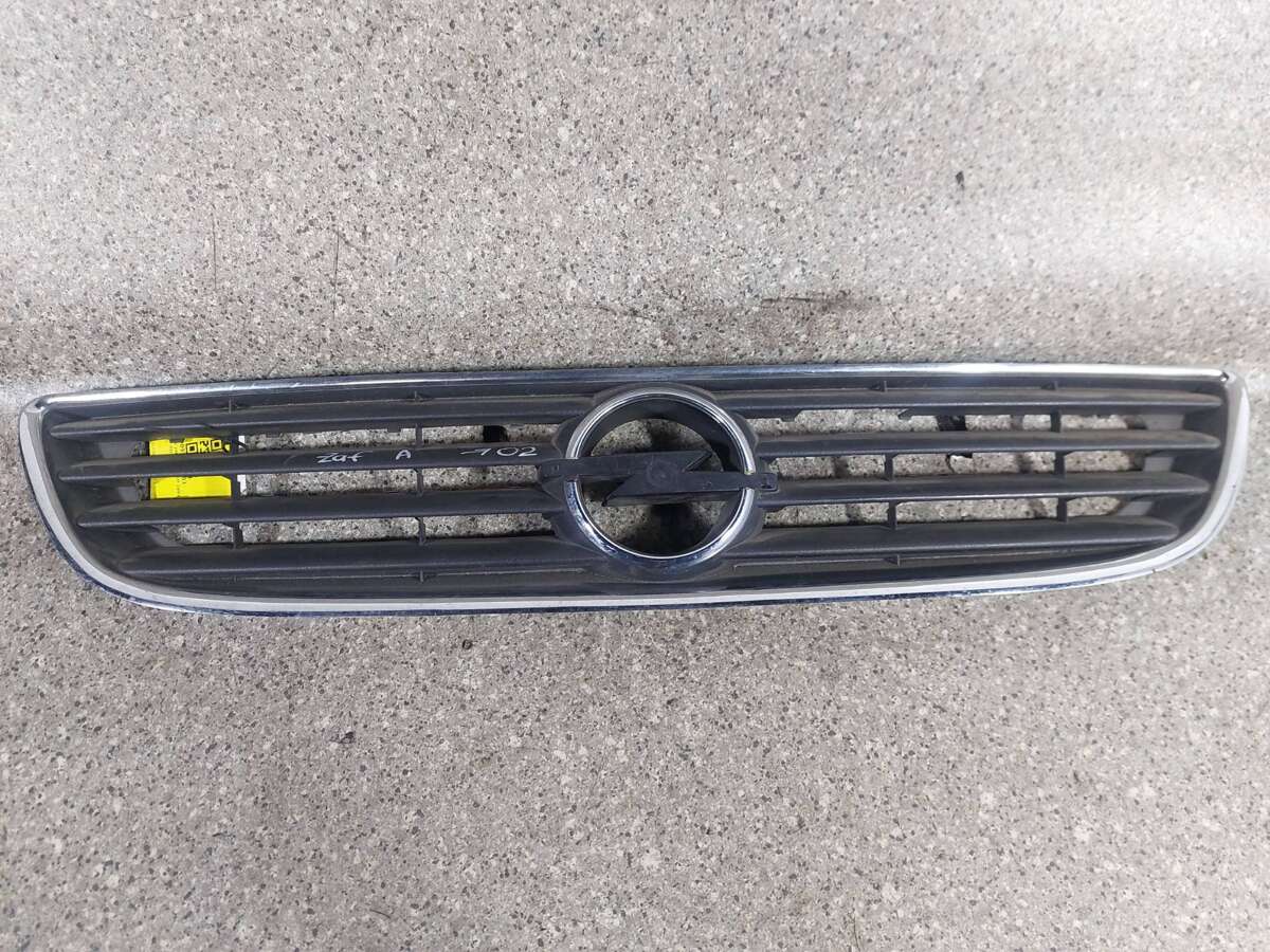 Решетка радиатора к Opel Zafira 2001