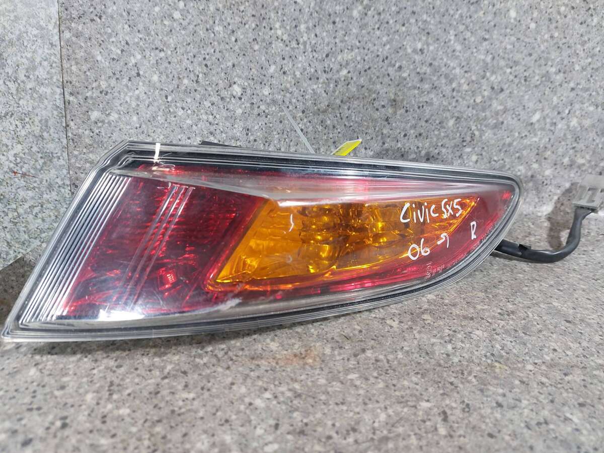 Фонарь задний правый к Honda Civic 2008