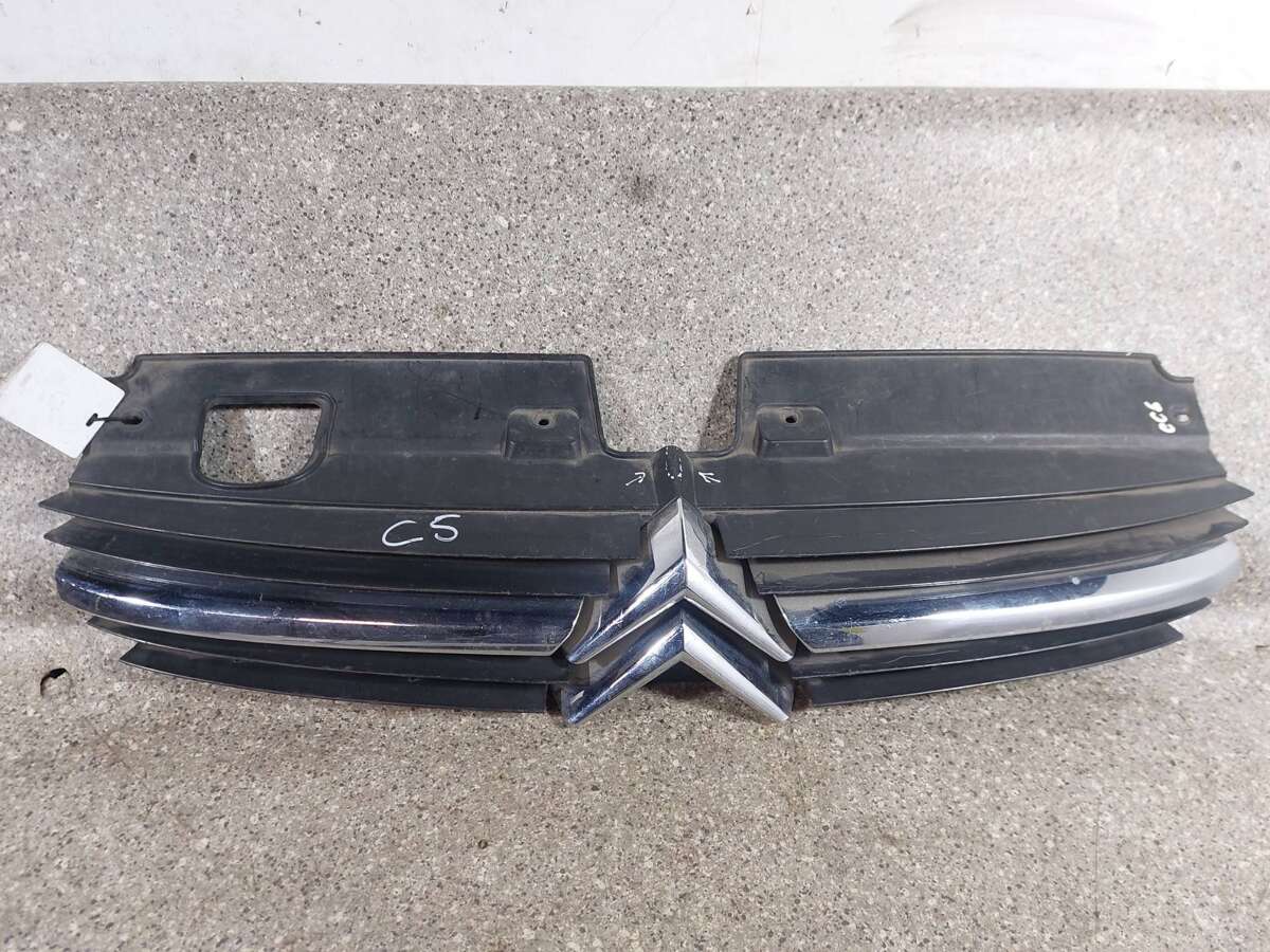Решетка радиатора к Citroen C5 2002