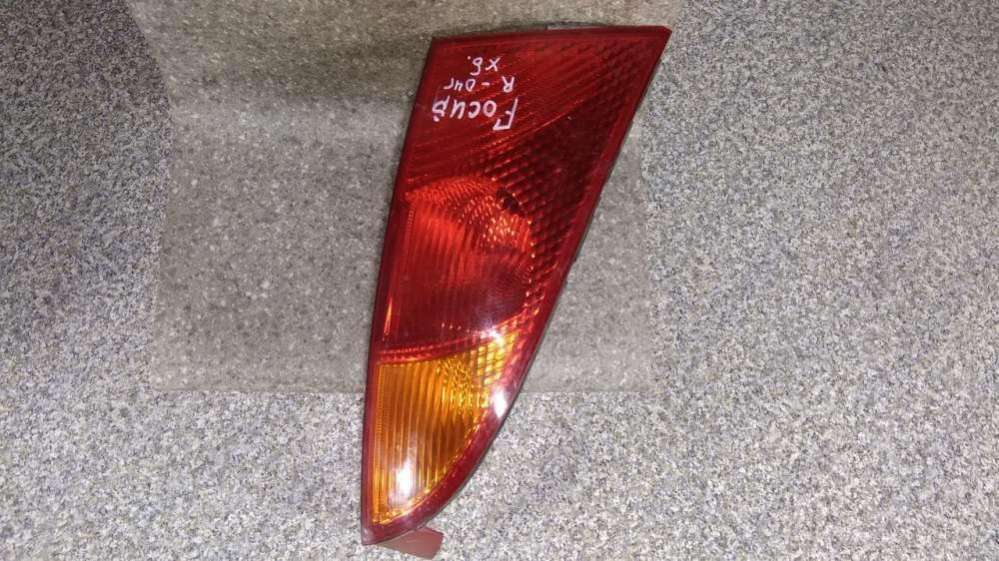 Фонарь задний правый к Ford Focus 2001