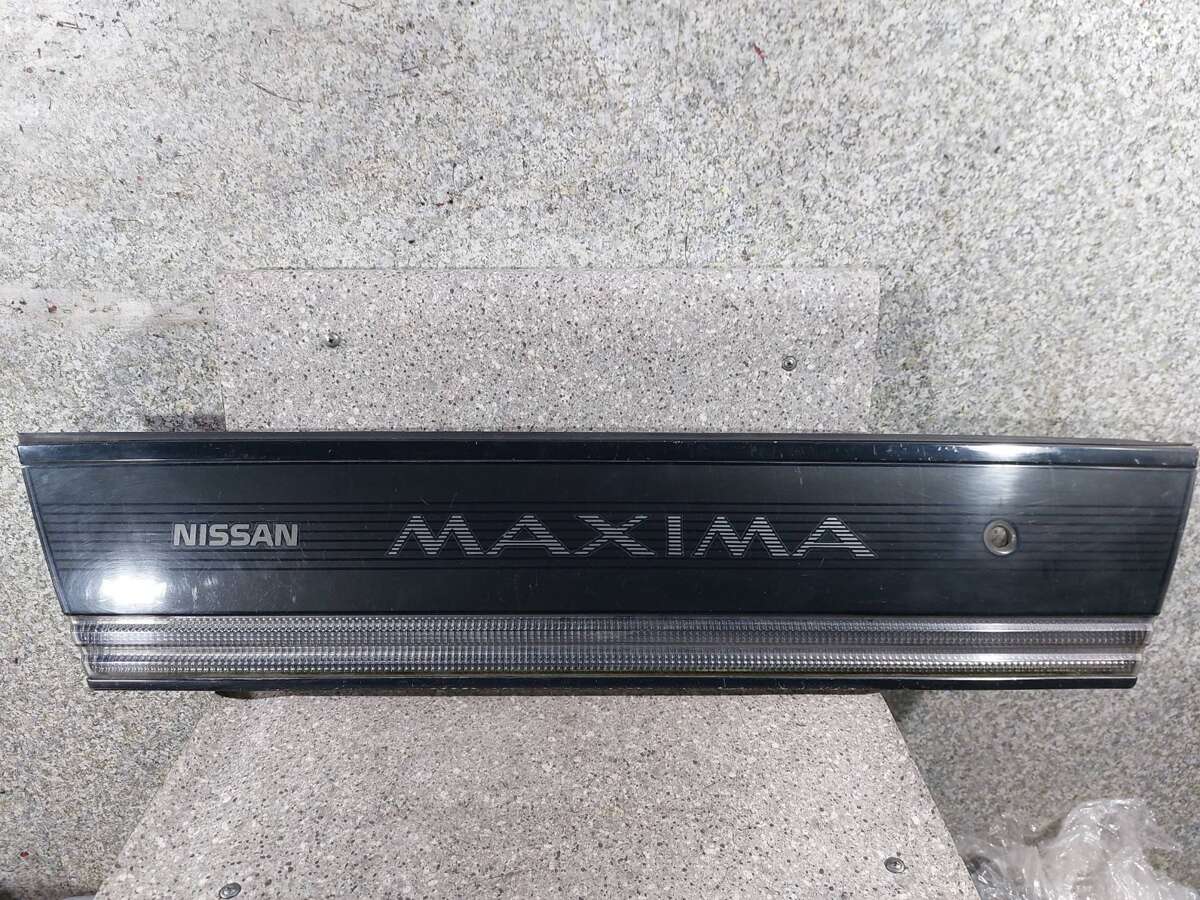 Бленда к Nissan Maxima 1991