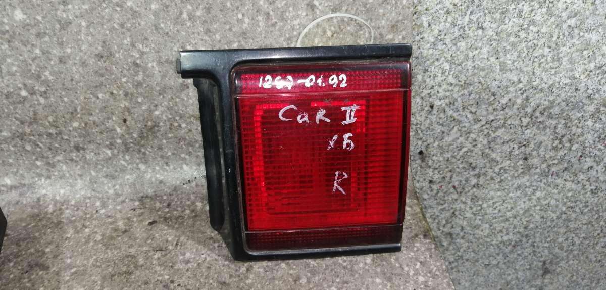 Фонарь крышки багажника правый к Toyota Carina 1990