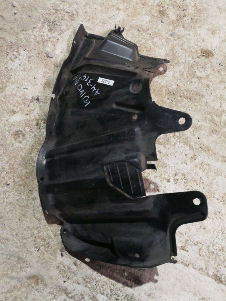 Защита КПП к Volvo S40 2001