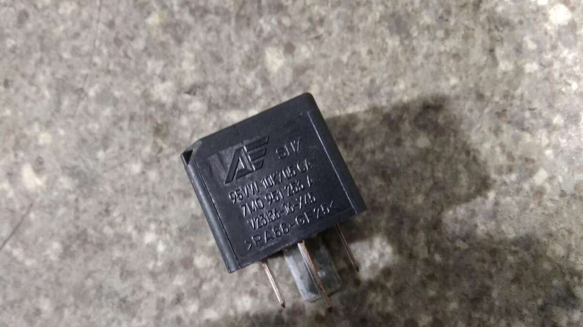 Реле (прочие) к Volkswagen Sharan 2005