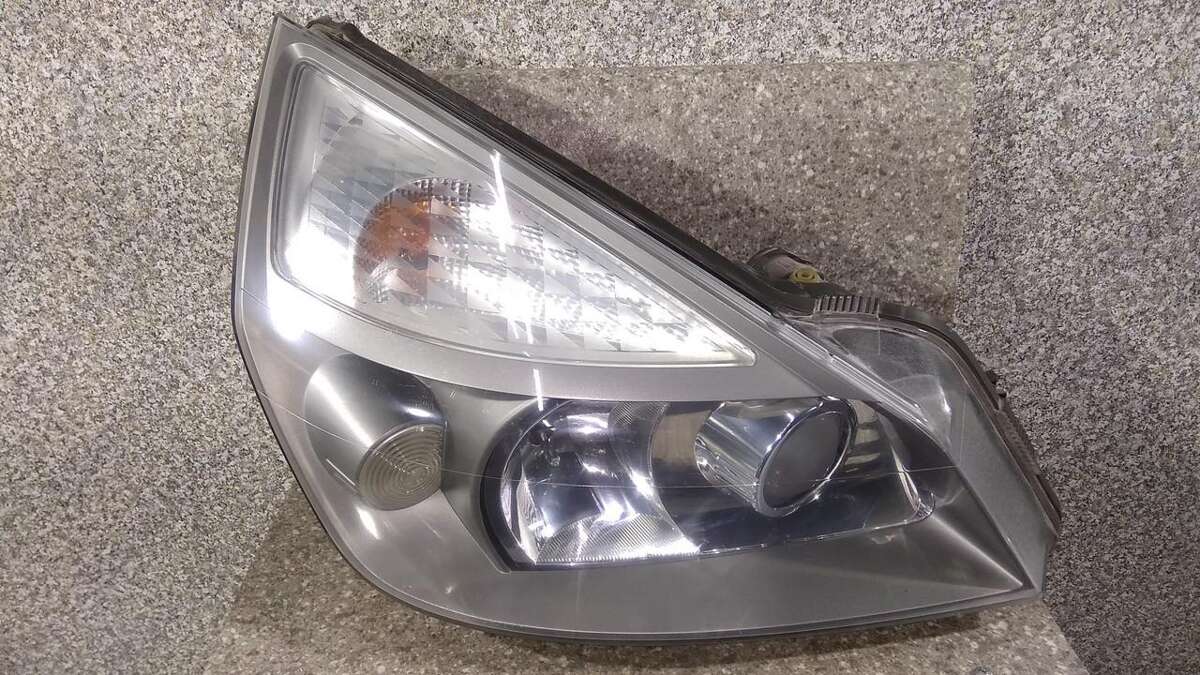 Фара правая к Renault Espace 2004