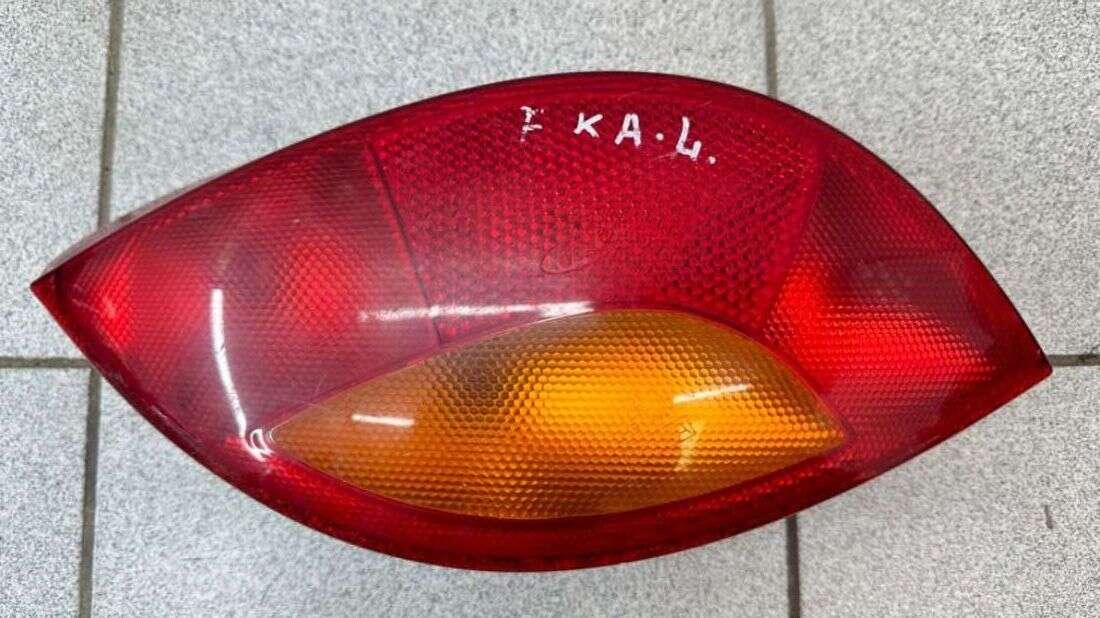 Фонарь задний левый к Ford KA 1999