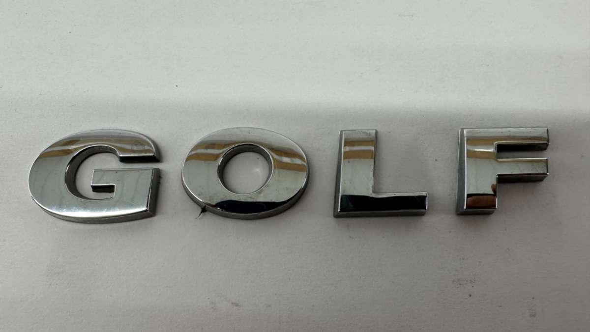 Эмблема к Volkswagen Golf Sportsvan 2014