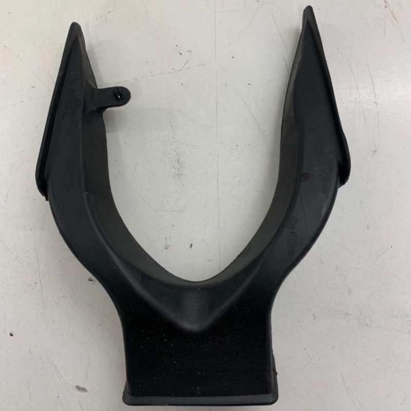 Воздуховод к Renault Megane 1996