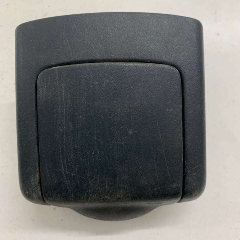 Пепельница к Renault Megane 1996