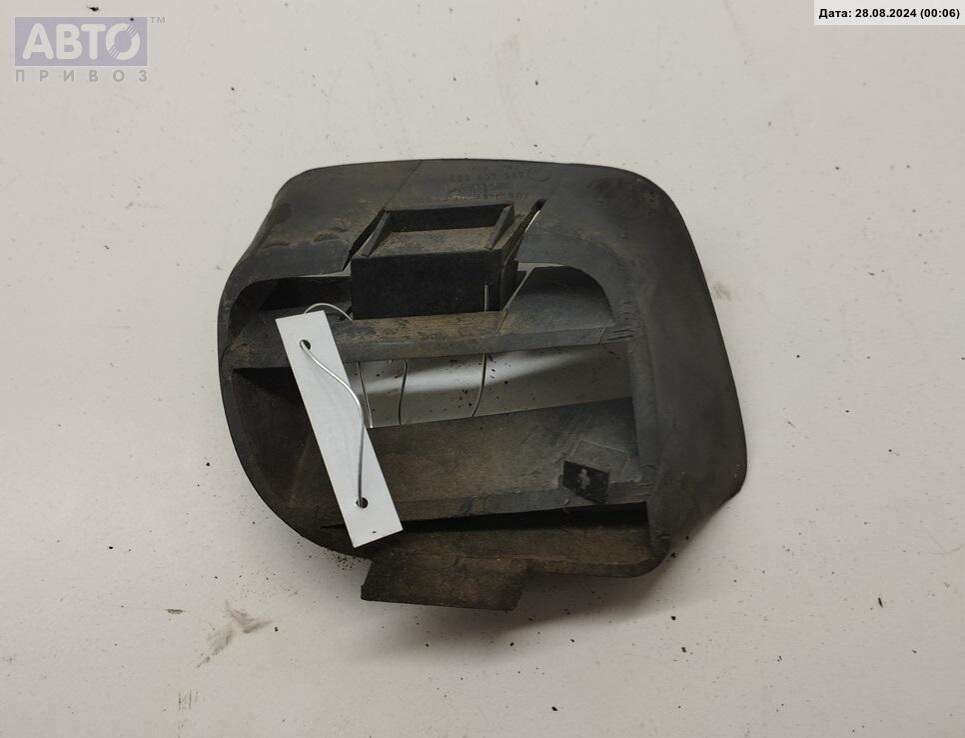 Решетка бампера к Audi 80 1990