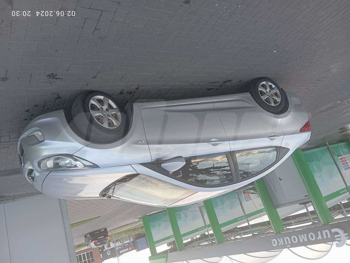 Hyundai Solaris I, 2011