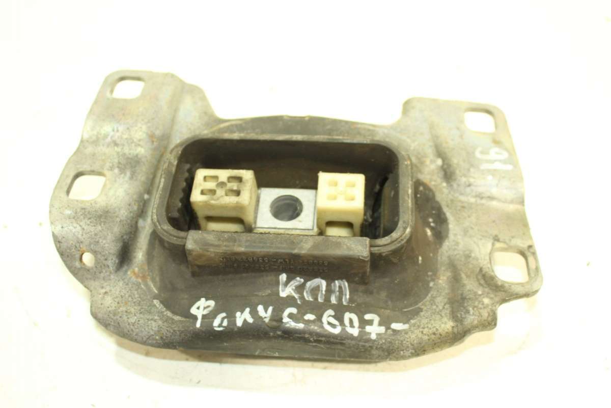 Подушка крепления КПП к Ford Focus 2010