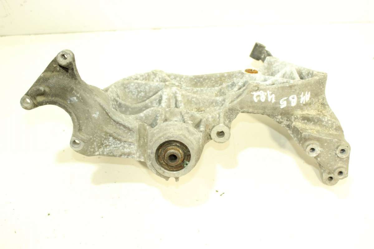 Кронштейн генератора к Audi A4 1998