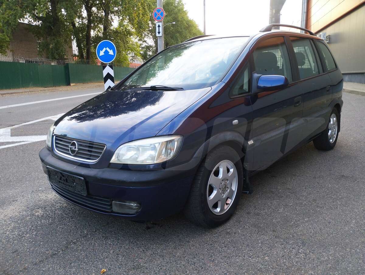 Opel Zafira A, 2001