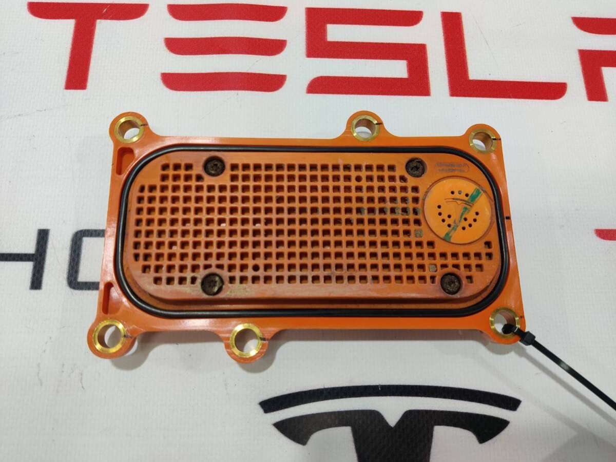 Коленвал к Tesla Model X 2016
